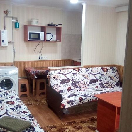 1-Я Слободская, 17А, Угол Проспекта Центрального, 3 Дивана, Wi-Fi, Отдельный Вход. Mykolajiw Exterior foto