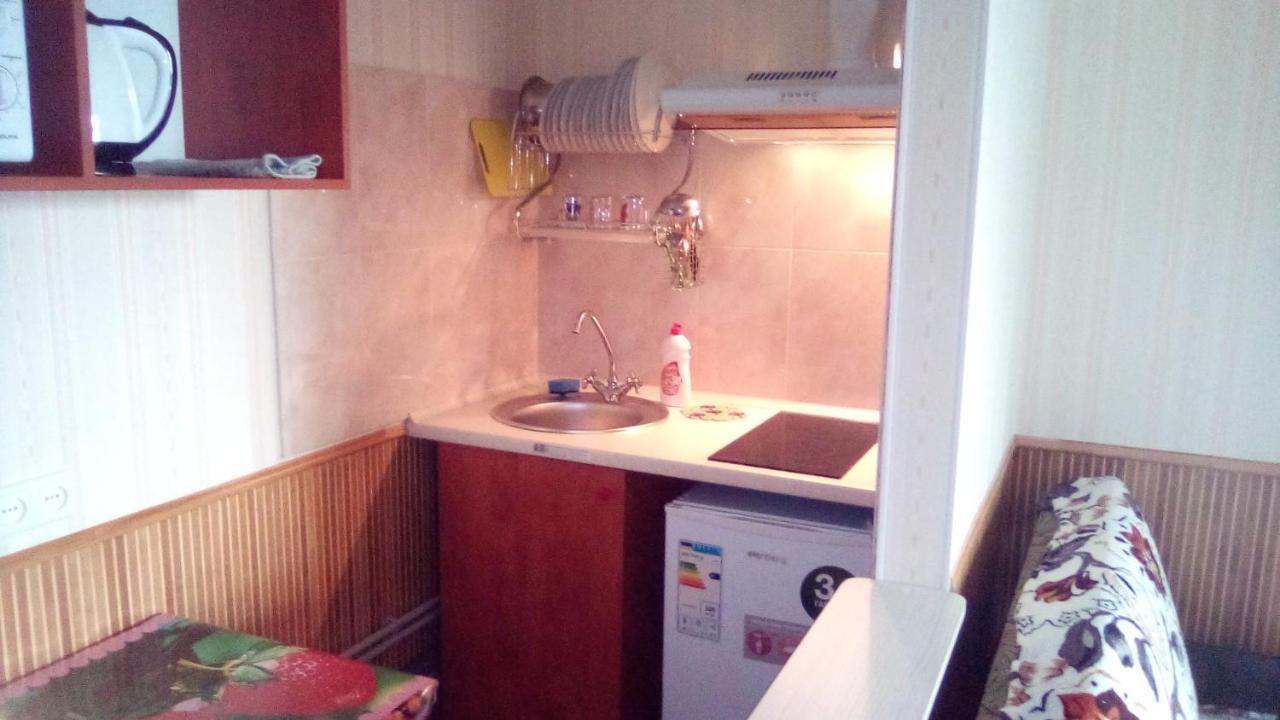 1-Я Слободская, 17А, Угол Проспекта Центрального, 3 Дивана, Wi-Fi, Отдельный Вход. Mykolajiw Exterior foto
